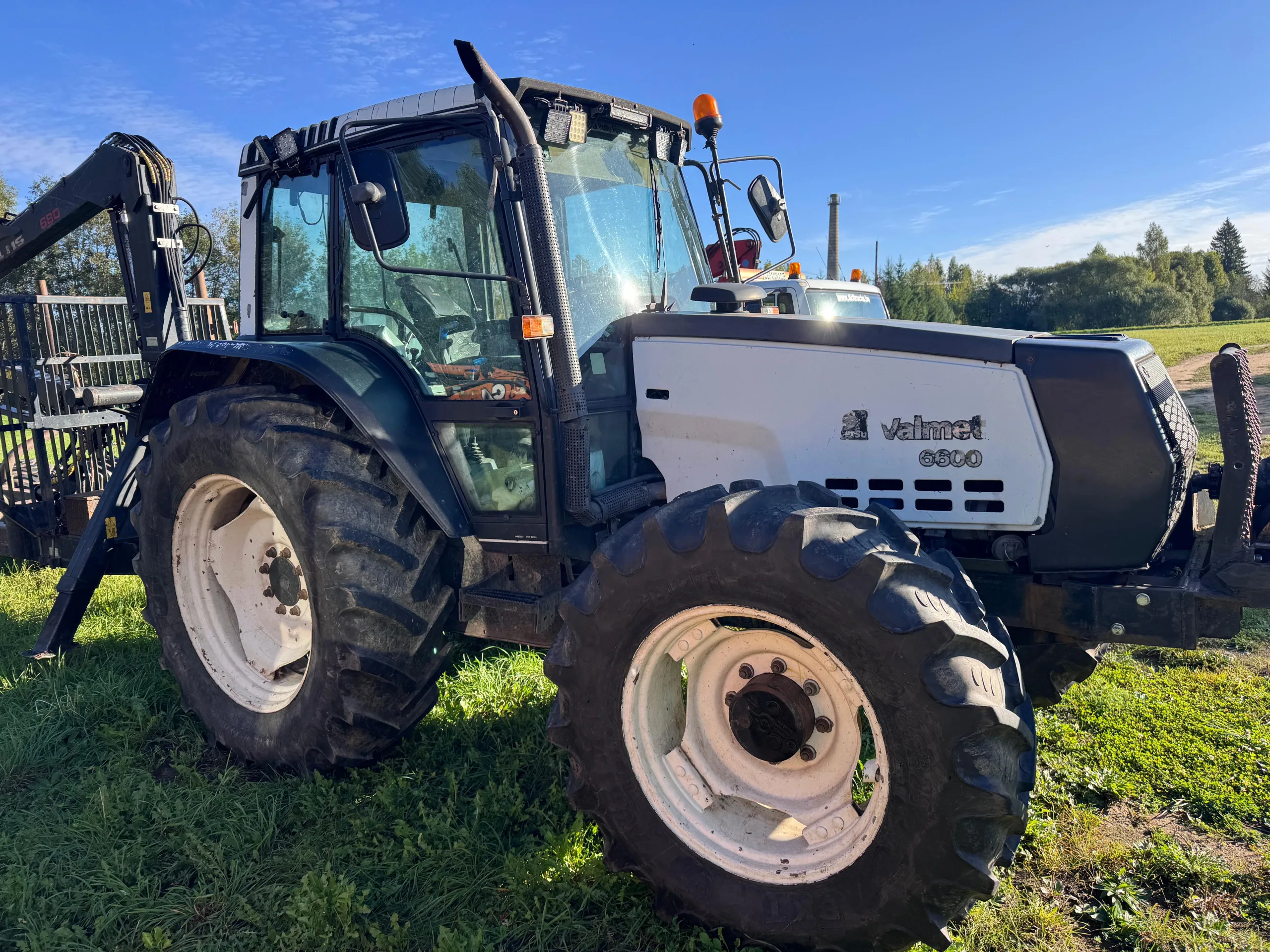 http://Pārdod%20Valmet%20Valtra%206600%201997.gada%20attēls