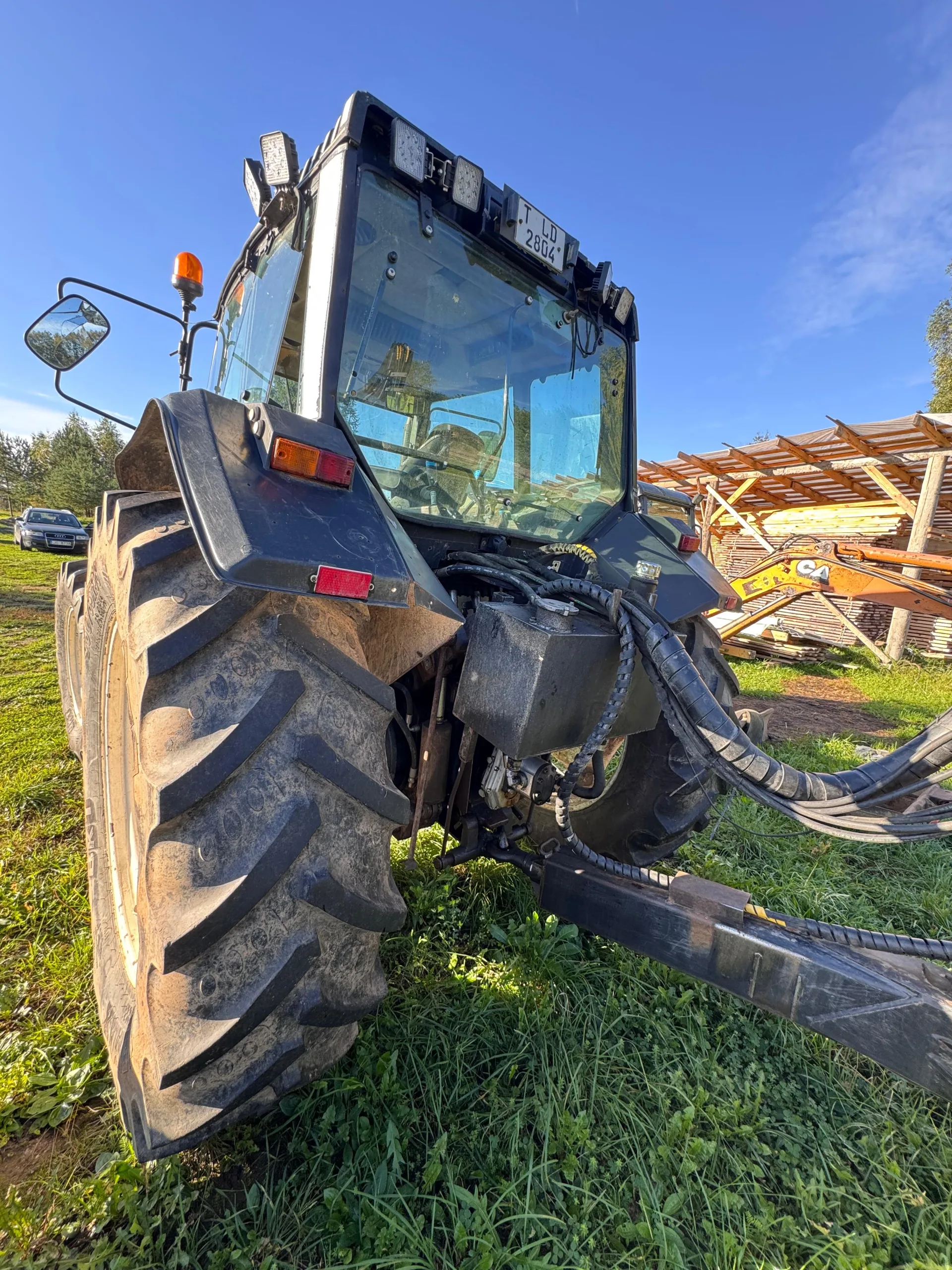 http://Pārdod%20Valmet%20Valtra%206600%201997.gada%20attēls