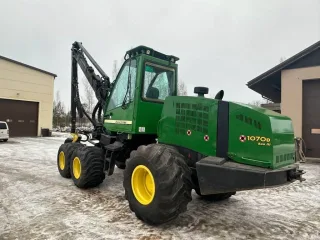http://Pārdod%20John%20Deere%201070%20D%20attēls