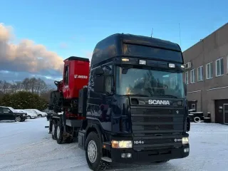http://Šķeldotājs%20Heinola-TT%20uz%20Scania%20R164%20bāzes%20ar%20Jonsered%20K600%20attēls
