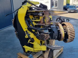 http://John%20Deere%20H480C%20attēls