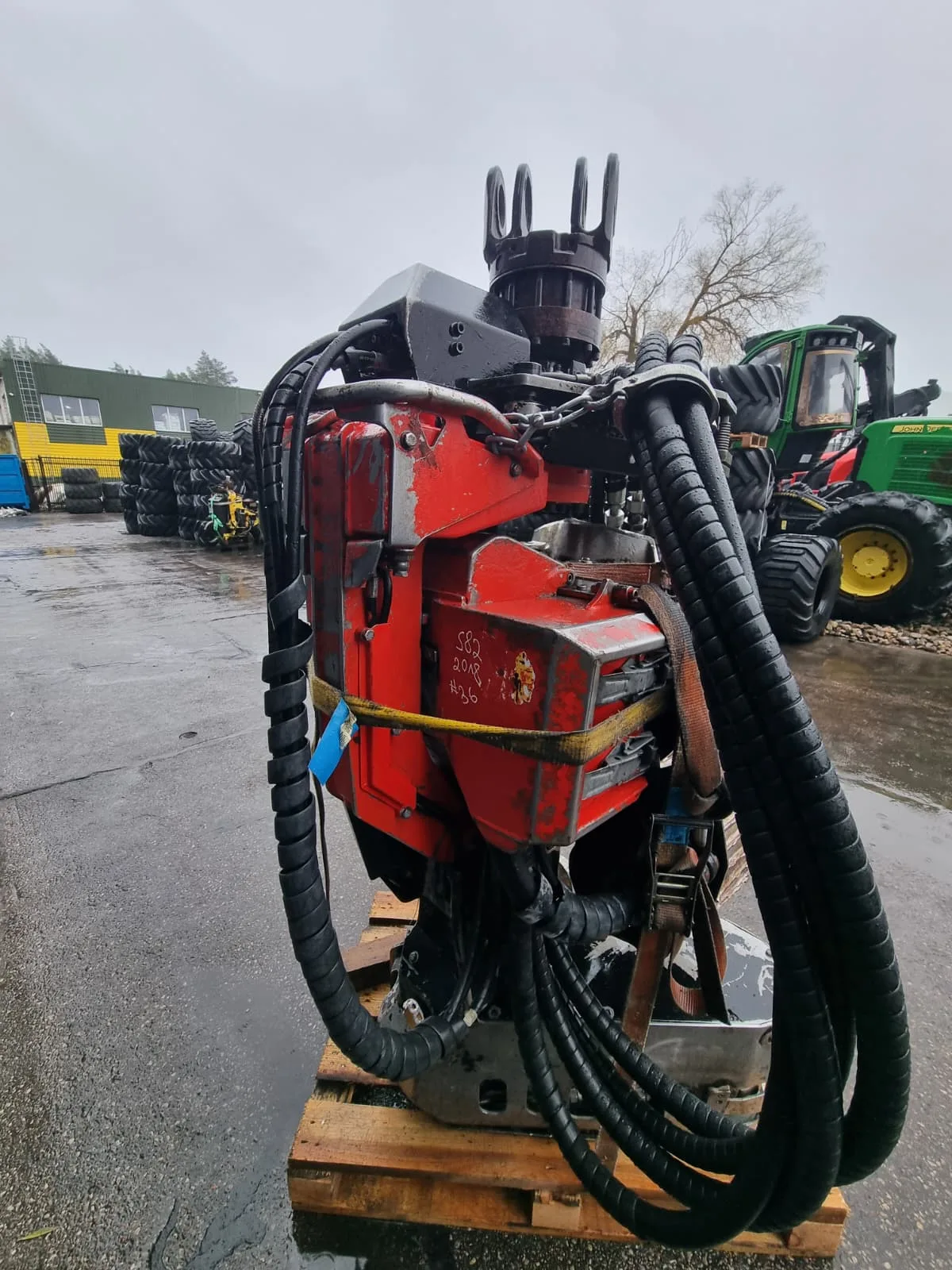 http://Komatsu%20S%2082%20attēls
