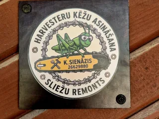 http://Harvestera%20ķēžu%20asināšana,%20sliežu%20remonts.%20image