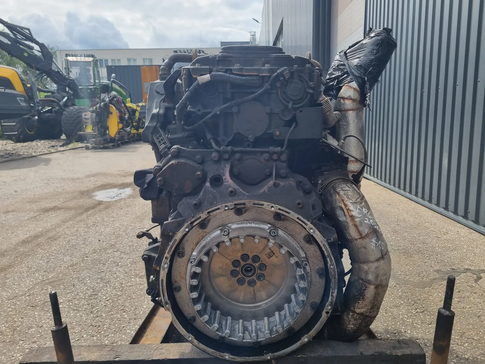 http://Ponsse%20Ergo%208W%20Engine%20Mercedes-Benz%20OM936LA.E5-4%20E9H01%20image