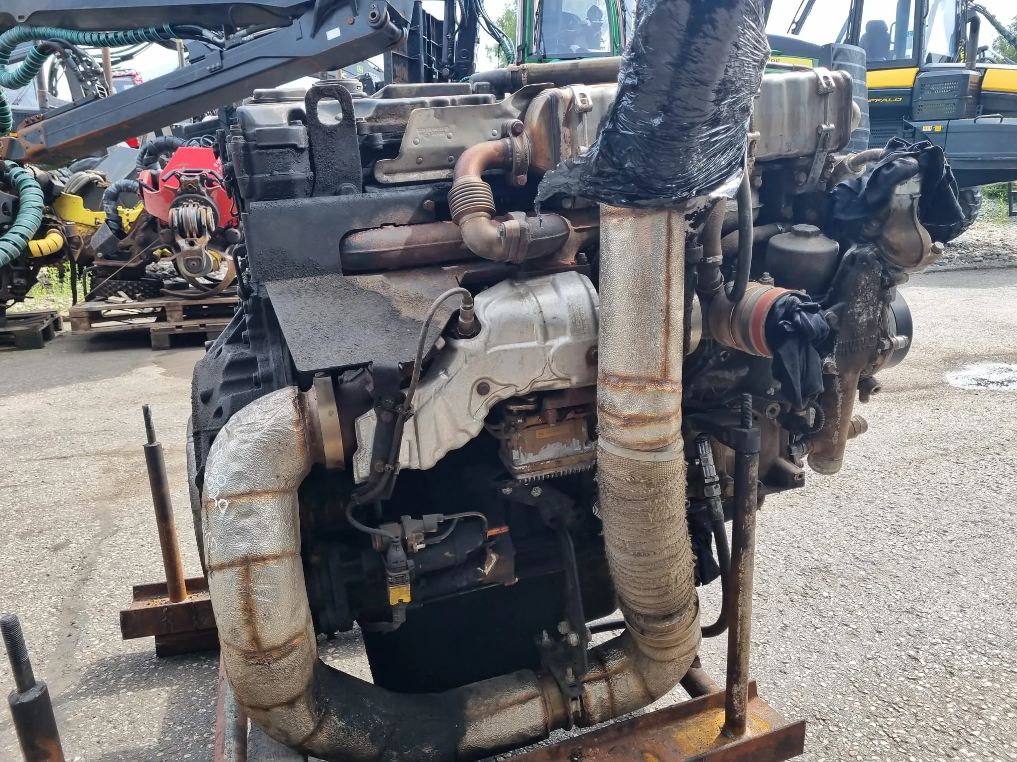 http://Ponsse%20Ergo%208W%20Engine%20Mercedes-Benz%20OM936LA.E5-4%20E9H01%20image