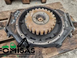 http://Ponsse%20Ergo%208W%20pump%20divider%20gearbox%200074485%20attēls