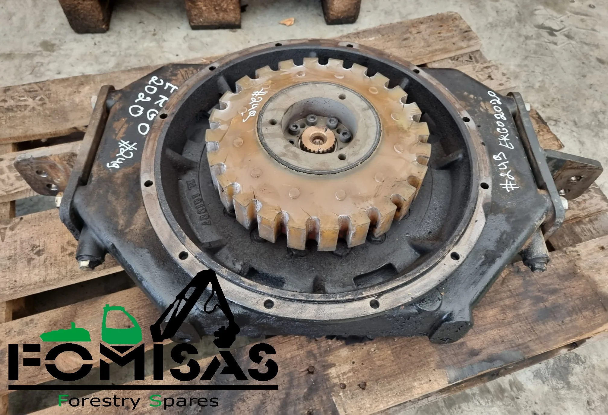 http://Ponsse%20Ergo%208W%20pump%20divider%20gearbox%200074485%20image